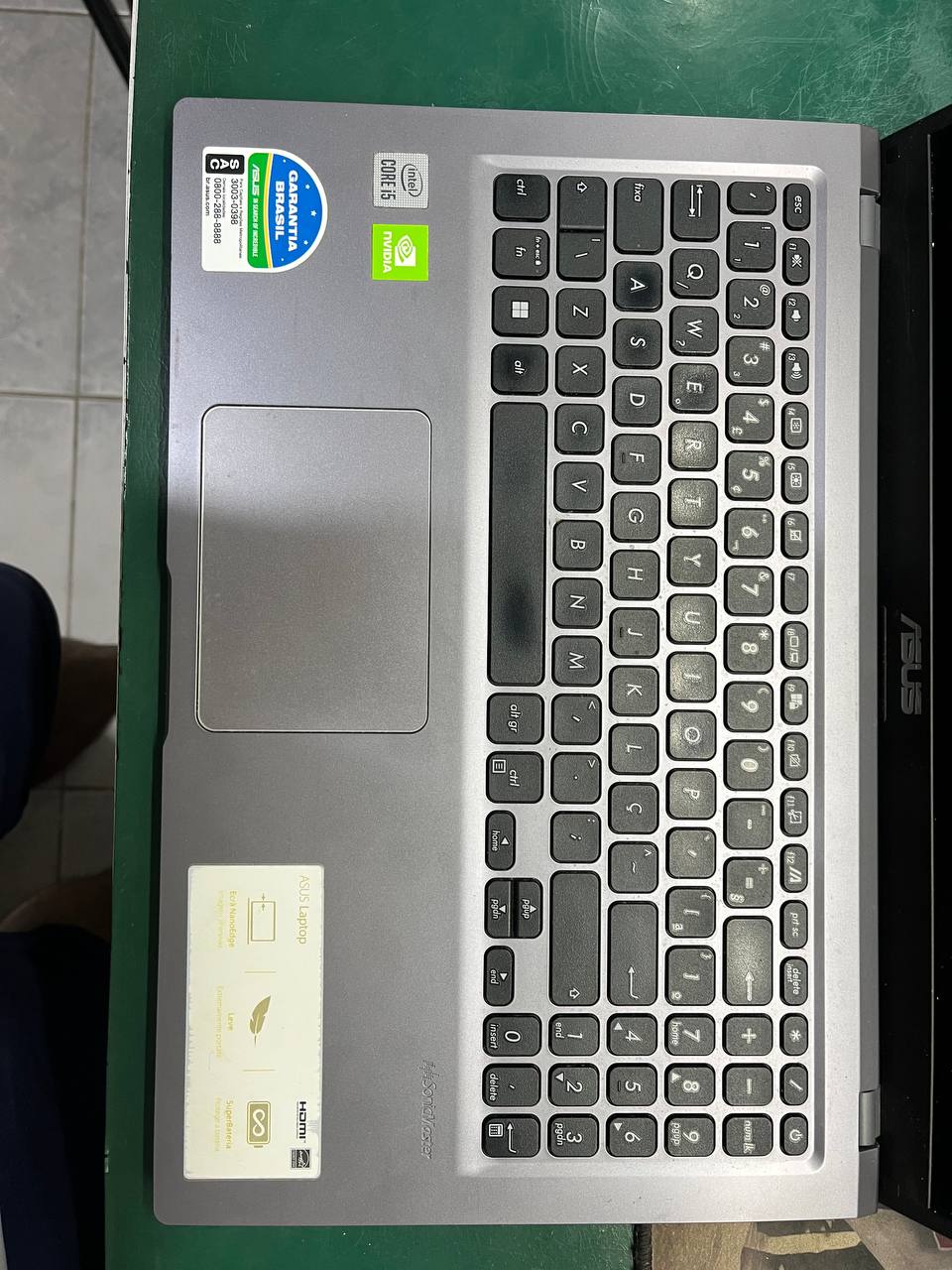 ASUS X515